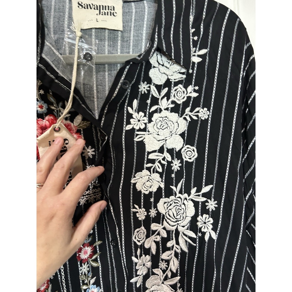 savanna jane embroidered top Button Down Floral Stripe NWT loose Boho Sz L - Picture 4 of 6